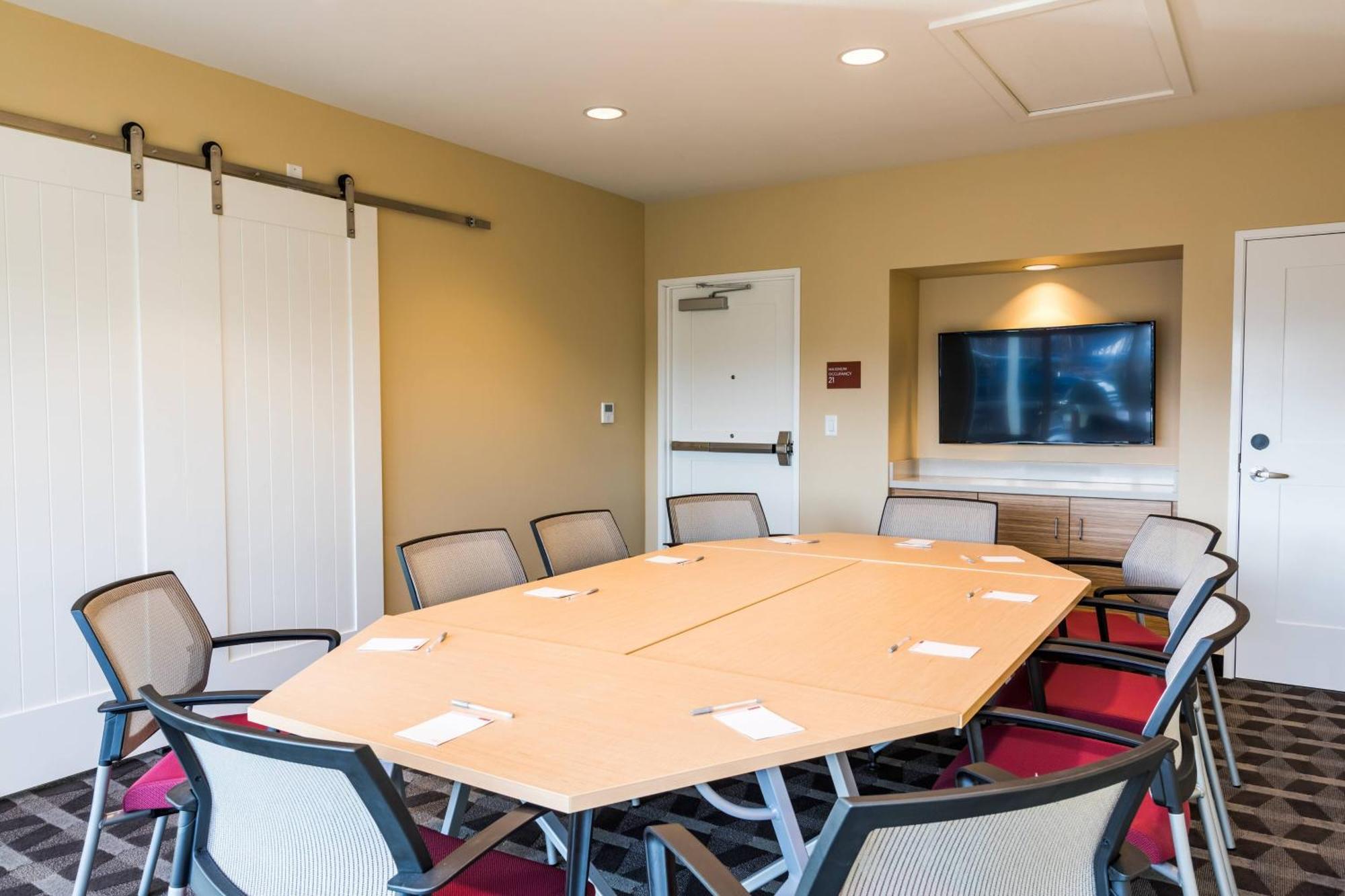 Towneplace Suites By Marriott Portland Beaverton Buitenkant foto