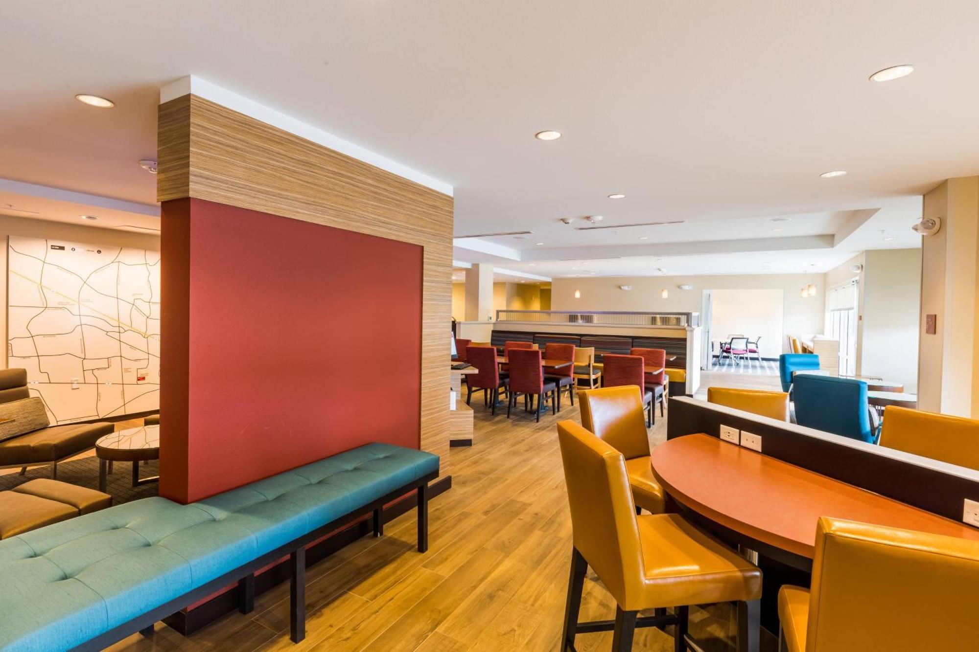 Towneplace Suites By Marriott Portland Beaverton Buitenkant foto