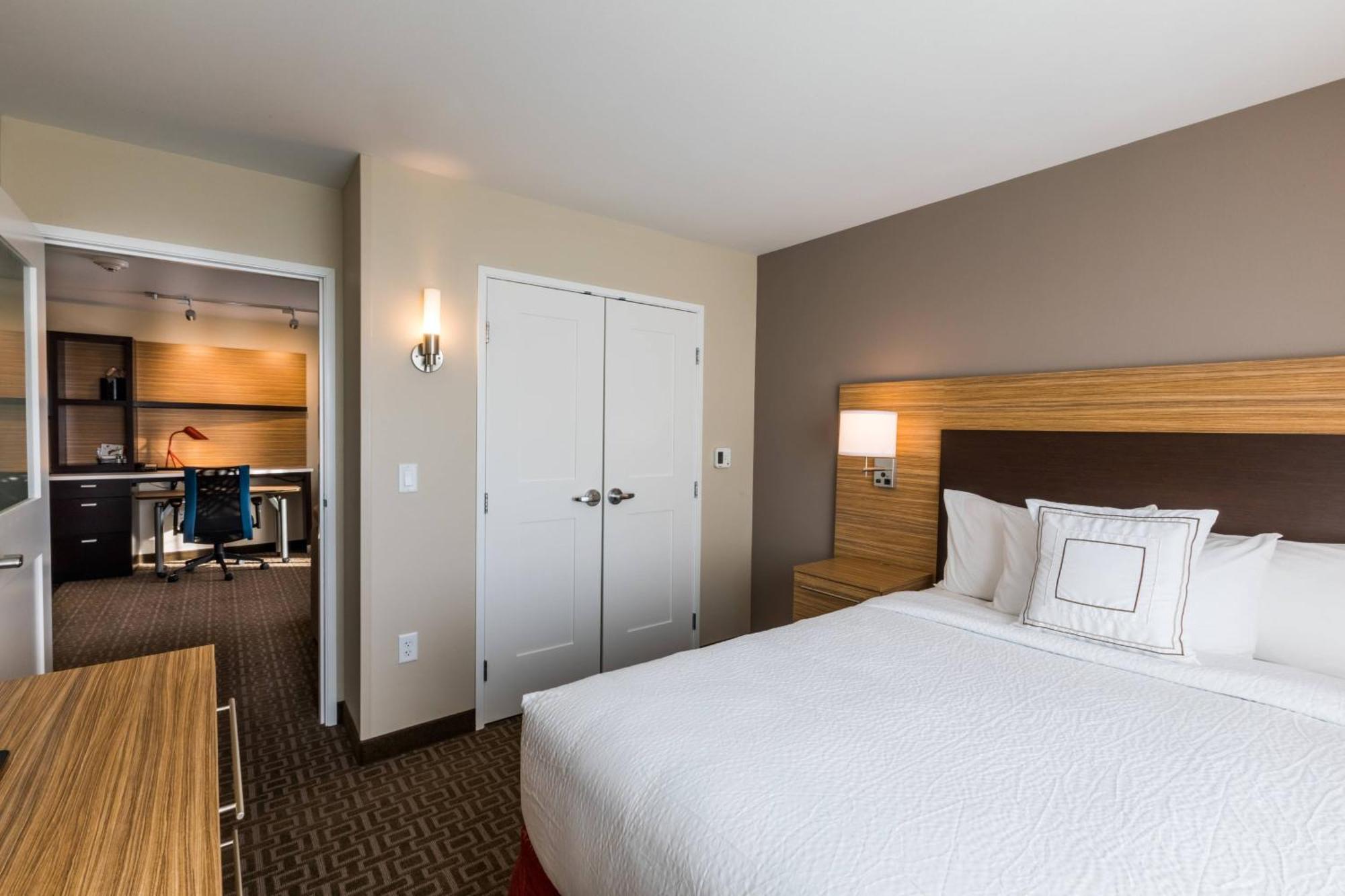 Towneplace Suites By Marriott Portland Beaverton Buitenkant foto